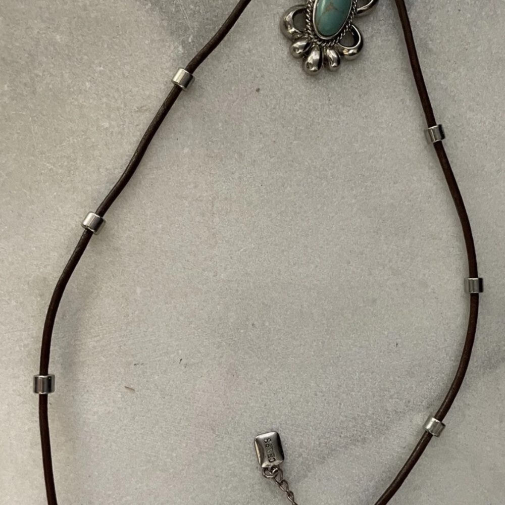 Chaps Green and Silver Necklace with Elegant Design - Picture 5 of 5